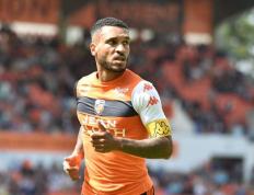 广州队训练开放日，窗口期远射贴柱引欢呼，法甲在即，高层口径保持一致(队列训练全套口令)