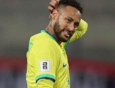 内马尔连续十五场比赛得分超过突破纪录，中国队挑战极限！的简单介绍