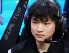 关于TheShy新星惊险取胜表现惊艳，独行侠未来可期！的信息