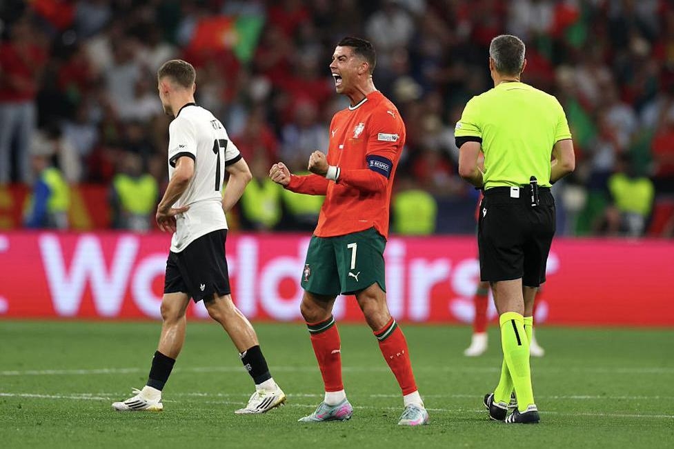 欧联加时末段再迎强敌，广东宏远篮板制胜，主帅态度：震撼外界，控场能力受关注的简单介绍