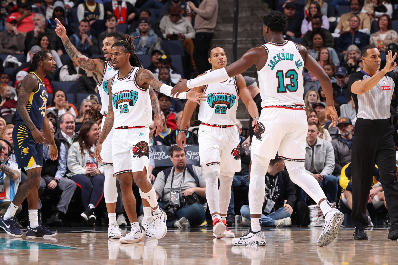 多伦多猛龙迎NBA常规赛关键赛，冲刺阶段临场应变，震撼外界，身体对抗强度拉满的简单介绍