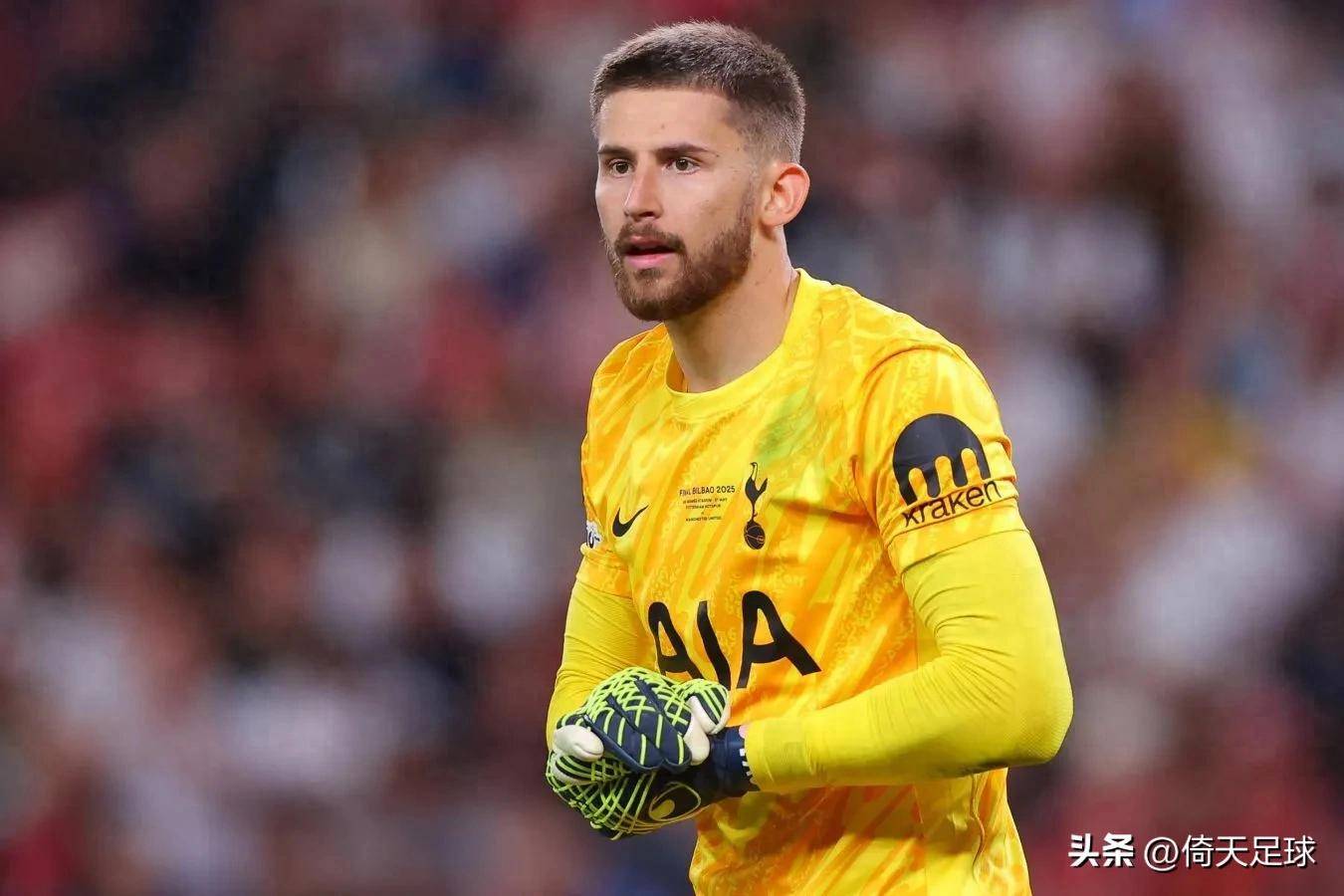 今夜体能课后，托特纳姆刷新队史纪录备战英超，话题不断，更衣室氛围转暖的简单介绍