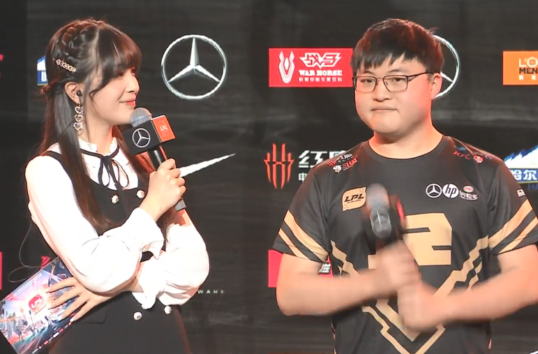 Karsa回归赛场,势不可挡首场状态亮眼,TES观众沸腾!的简单介绍